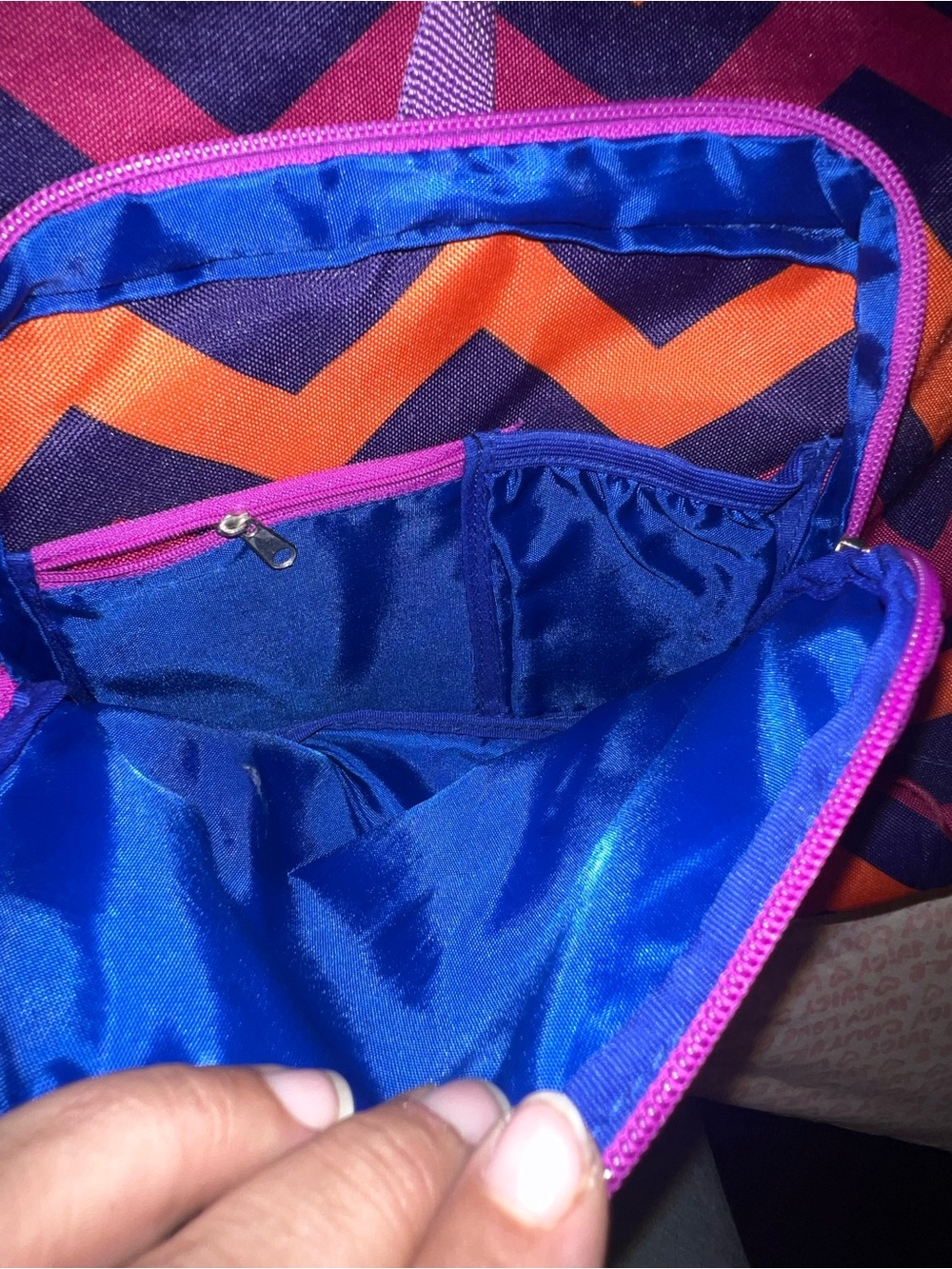 Tom’s backpack chevron pattern stand up - Picture 5 of 8